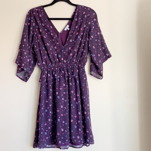 Dress Mini, Purple color, Flowers,V-Neck,Size S, Q+A LA - Picture 15 of 15